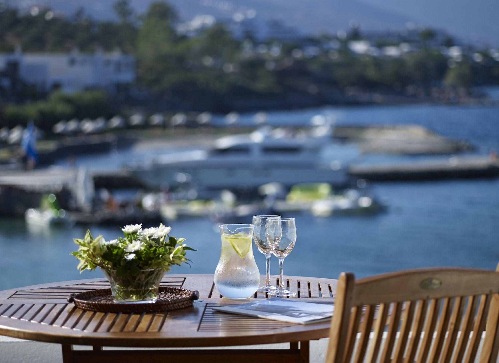 Elounda Peninsula Luxury Resort, Six Senses Spa Exterior photo