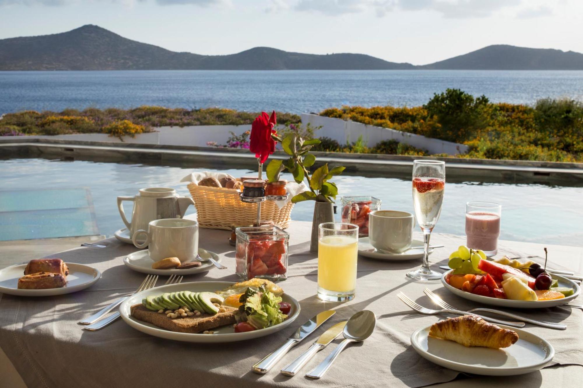 Elounda Peninsula Luxury Resort, Six Senses Spa Exterior photo